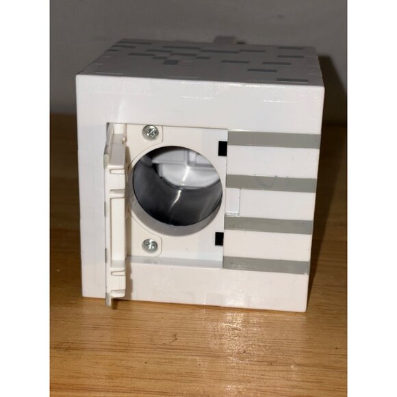 Minecraft Fireball Ghast Launching Action Figure 2021 Mattel Toy (No discs) - Picture 6 of 7